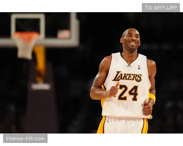 科比·布莱恩特的鞋比我房租贵，突然觉得自己是路人甲